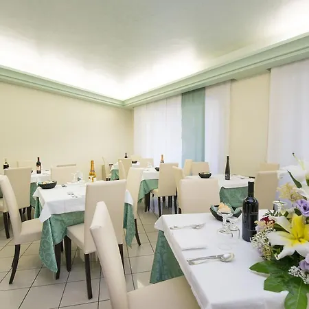 Hotel Arcobaleno Sottomarina